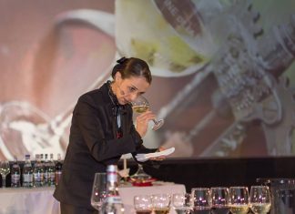 Trofeul Someleriei 2018 – Cel Mai Bun Somelier din Romania 2018 a fost castigat de Iulia Scavo Gosea